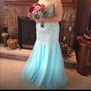 Mermaid prom dress plus size